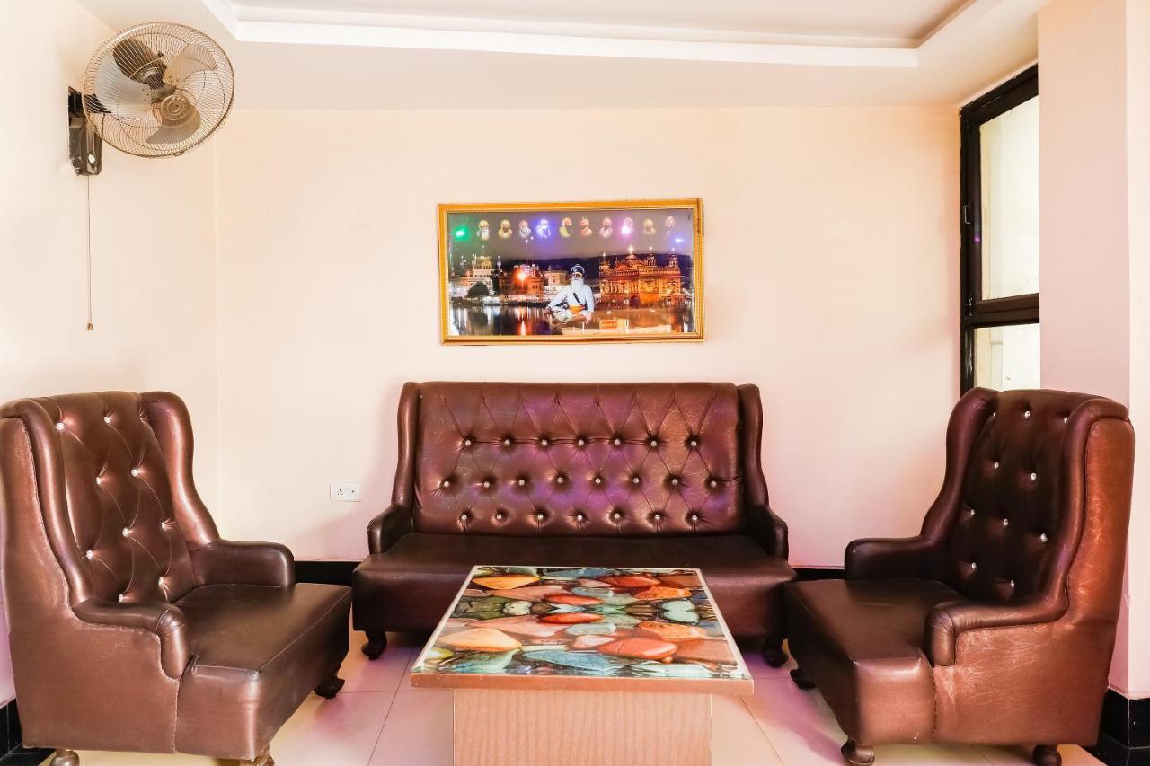 Oyo 71149 Jeet Residency Rewa エクステリア 写真